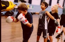 GUARD-UP BOXING CIC