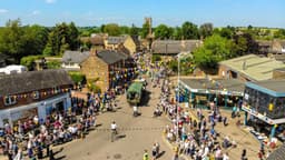 MOULTON VILLAGE FESTIVAL CIC